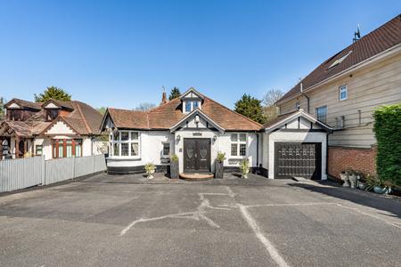 Park Avenue, Enfield