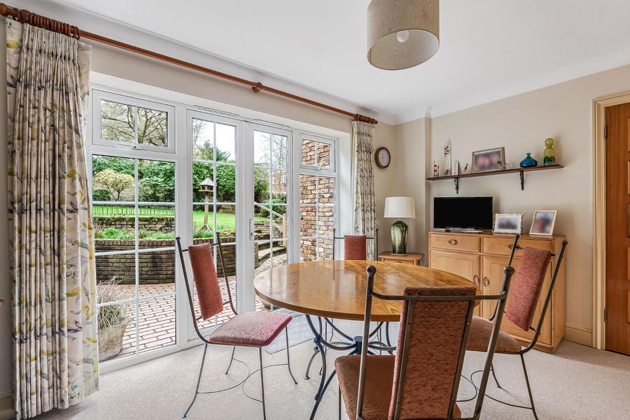 Bradgate Close, Cuffley