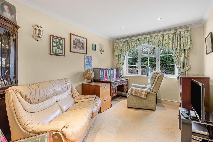 Bradgate Close, Cuffley