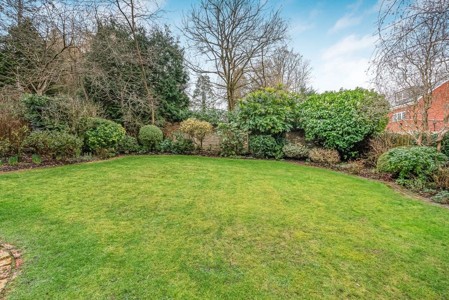 Bradgate Close, Cuffley