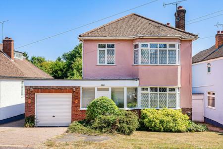 Sutherland Avenue, Cuffley