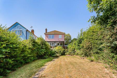Sutherland Avenue, Cuffley