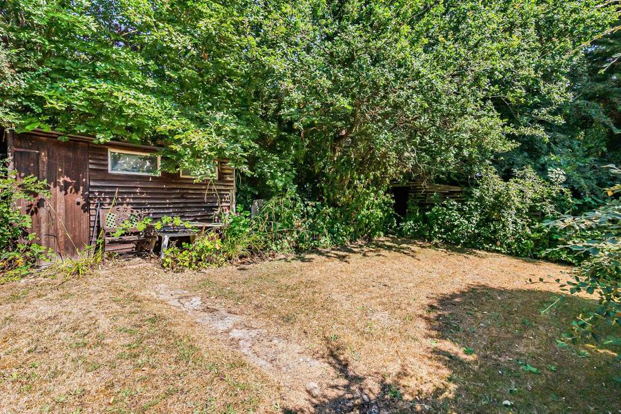 Sutherland Avenue, Cuffley