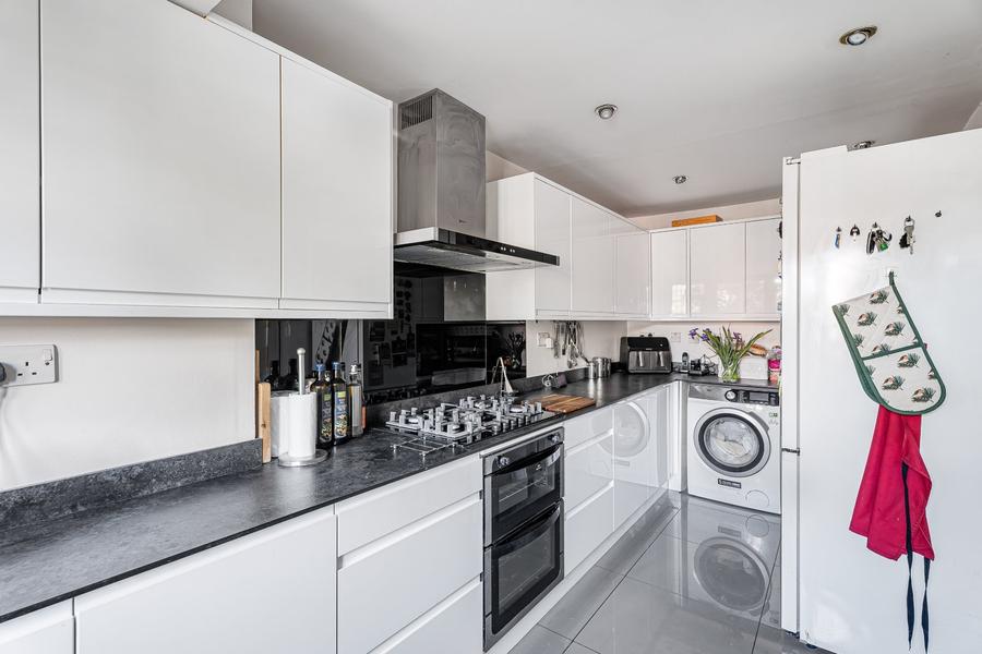 Elderbek Close, Cheshunt