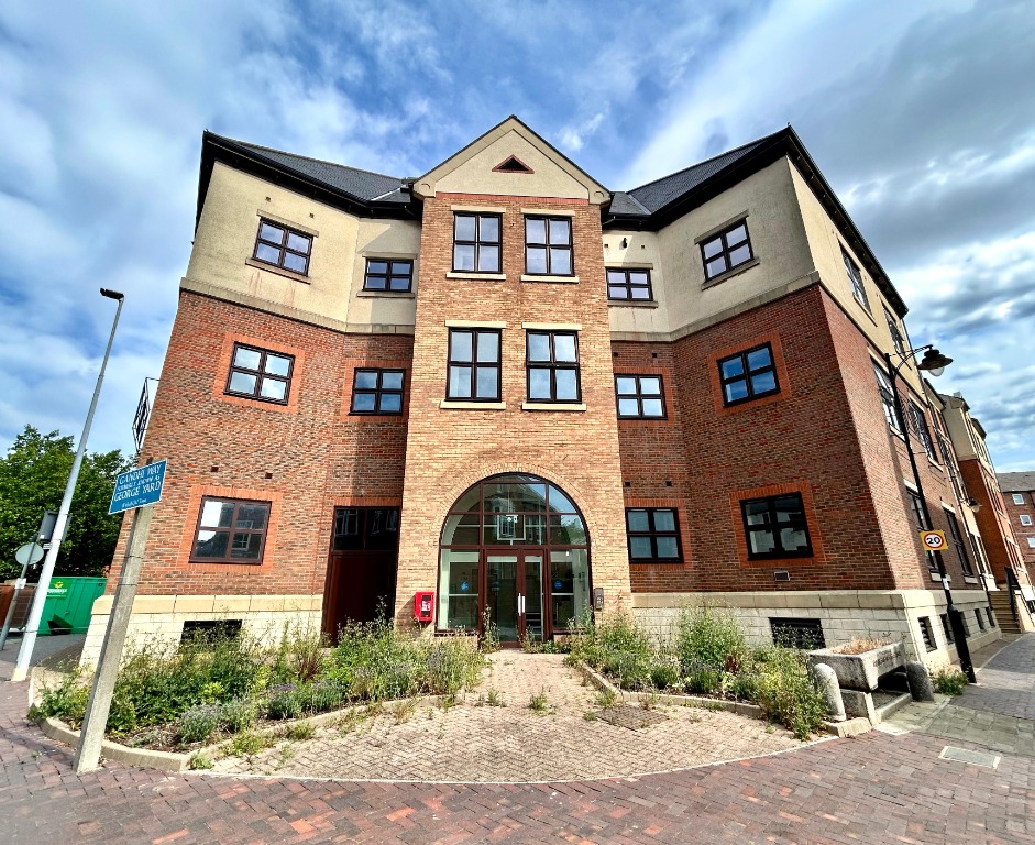 182 High Street, Hull, HU1