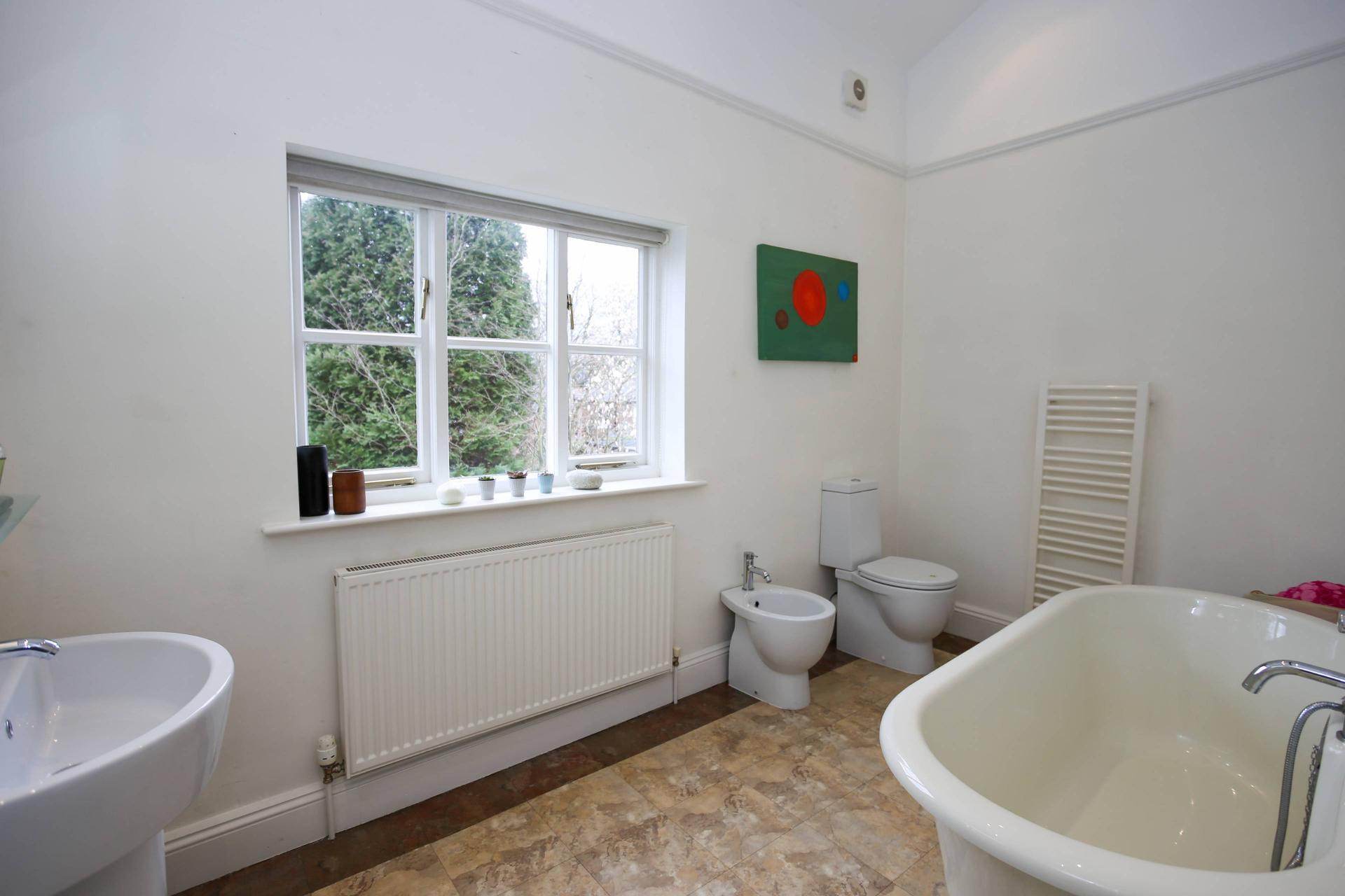 Northenden, Manchester, M22