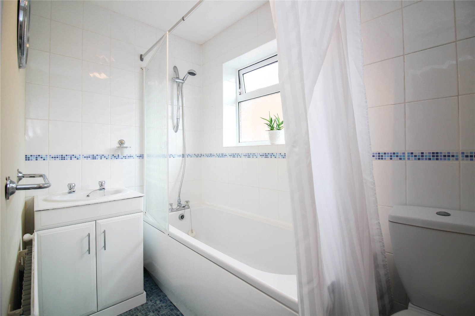 Burnage, Manchester, M19