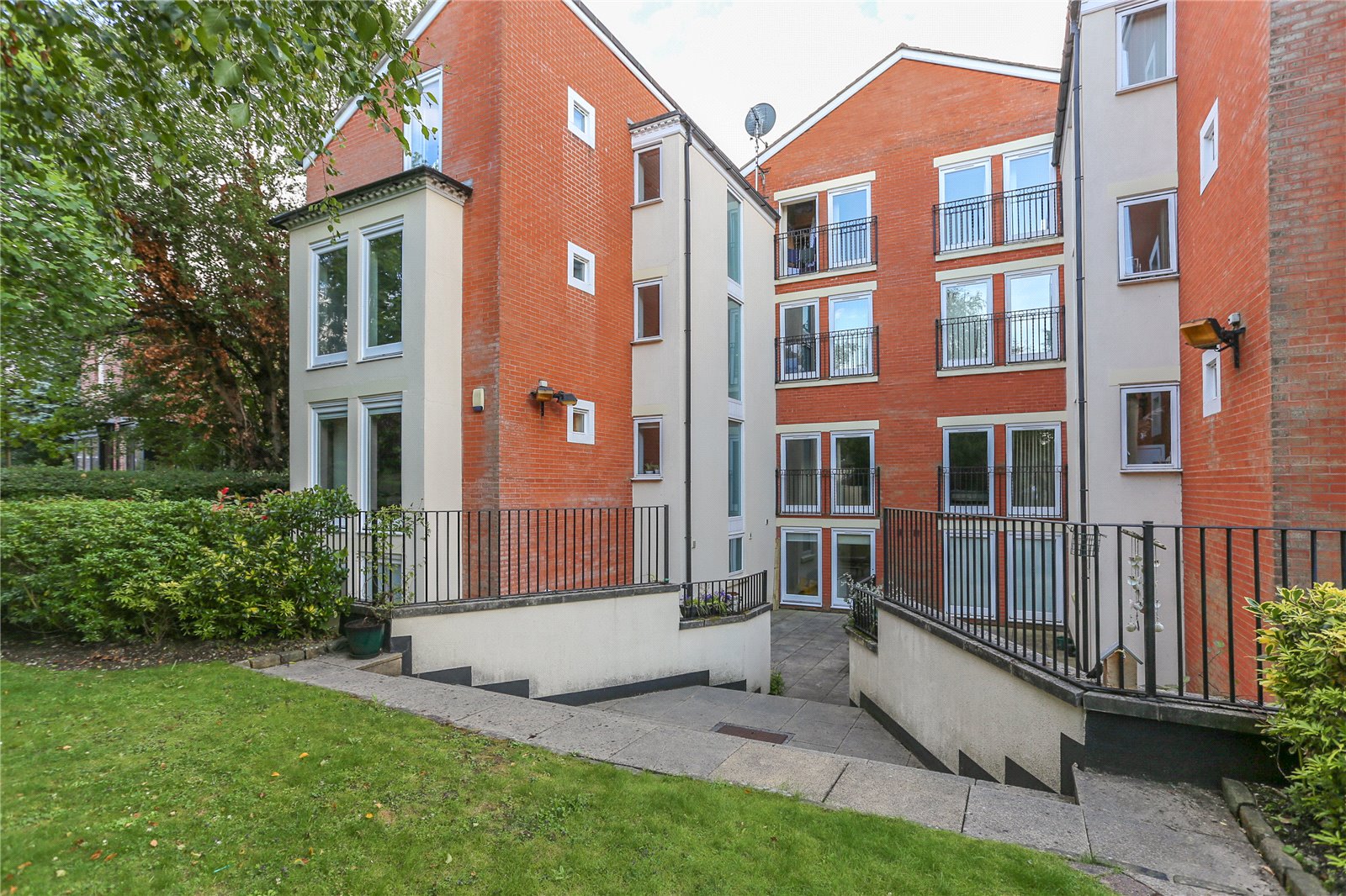 40 Heaton Moor Road, Heaton Moor, Stockport, SK4