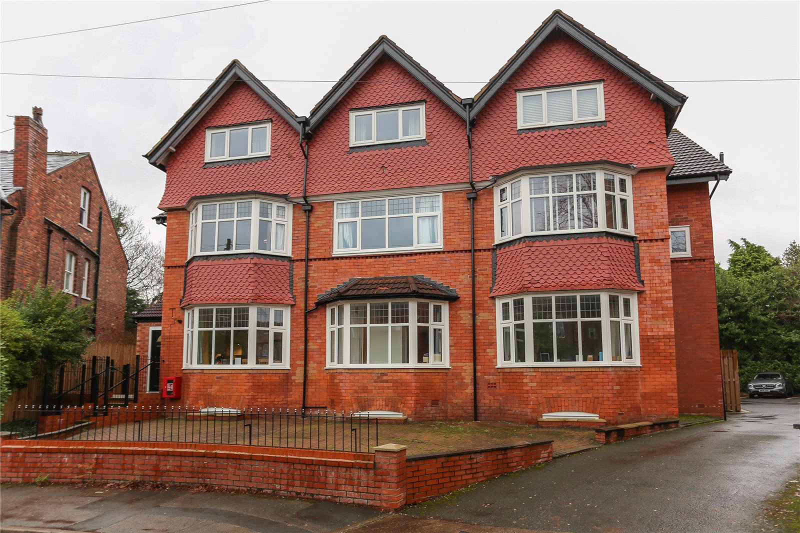 Heaton Moor, Stockport, SK4