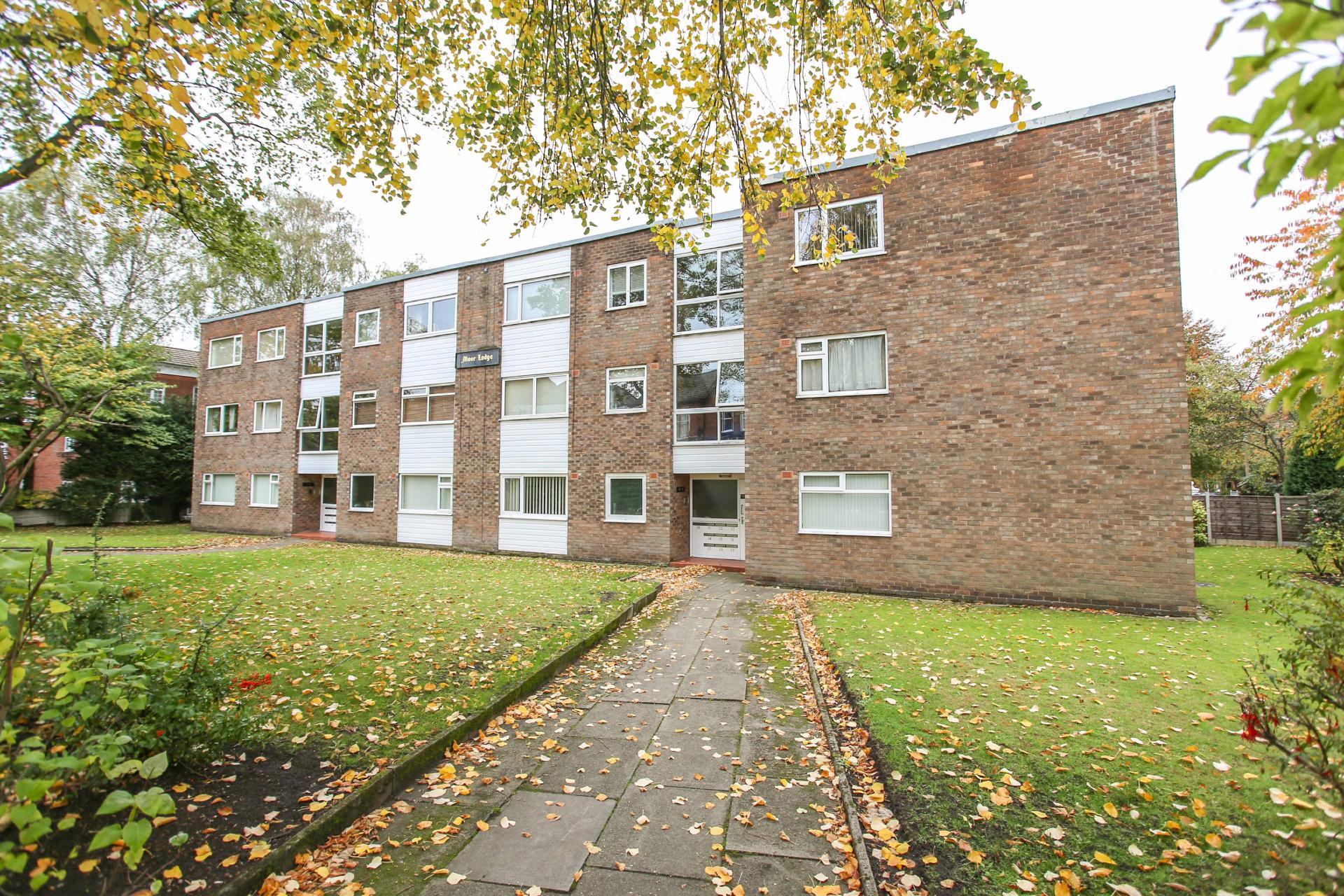 Heaton Moor Road, Heaton Moor, Stockport, SK4