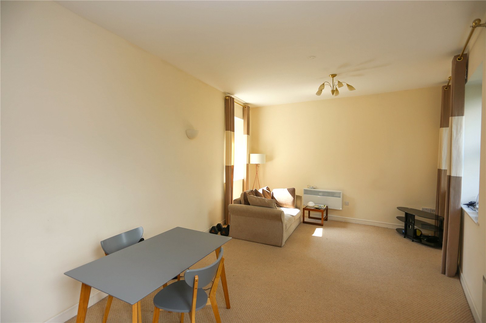 7 Lakes Road, Marple, SK6