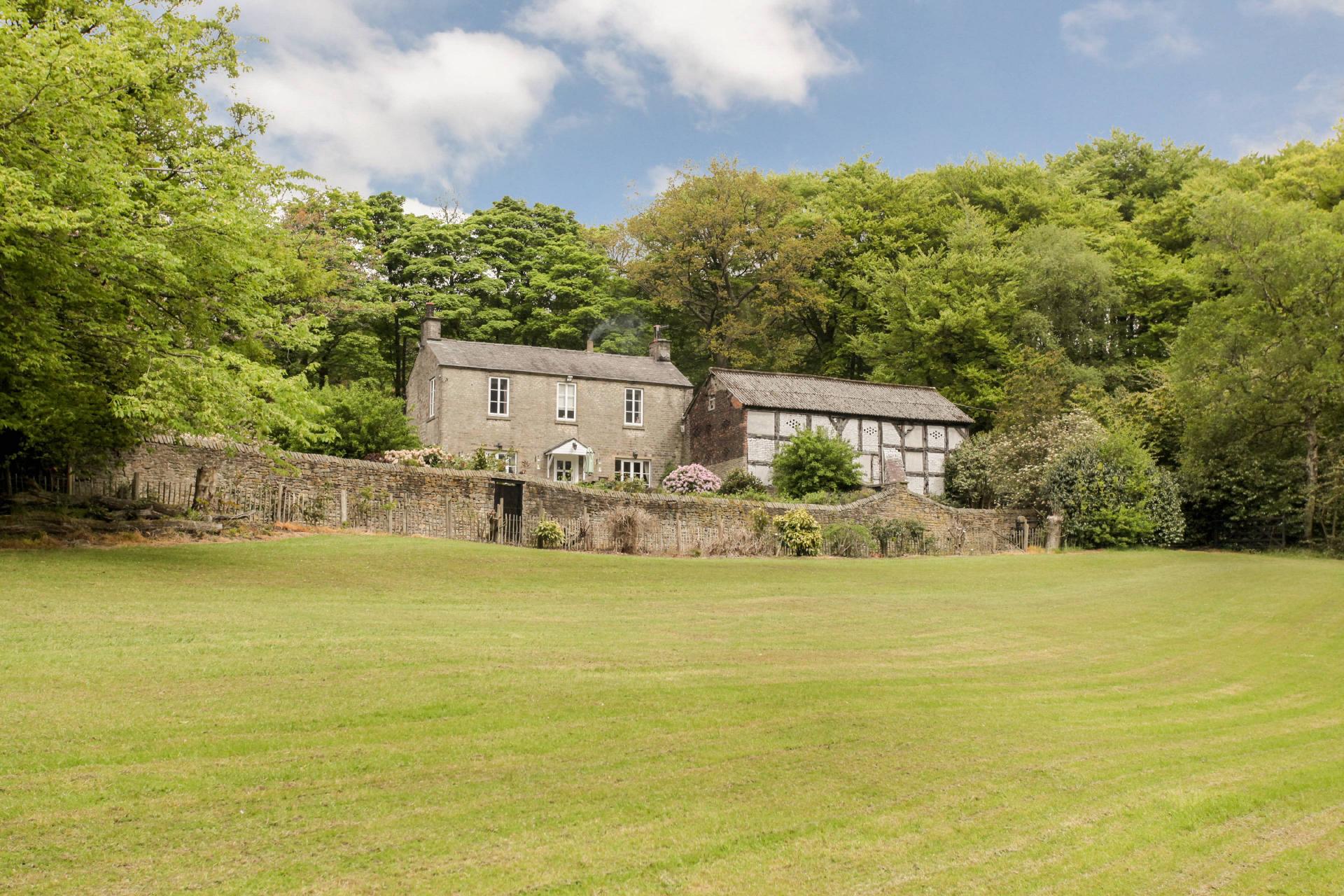Romiley, Cheshire, SK6