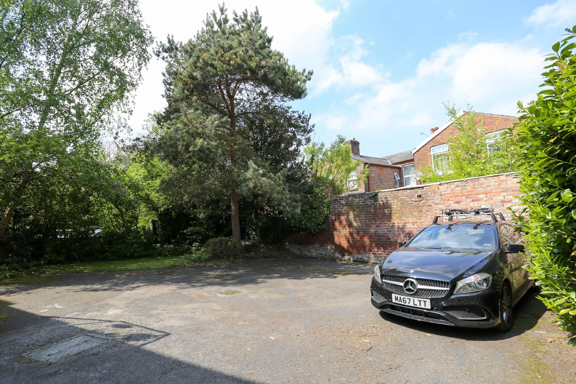 Shaw Heath, Stockport, SK2
