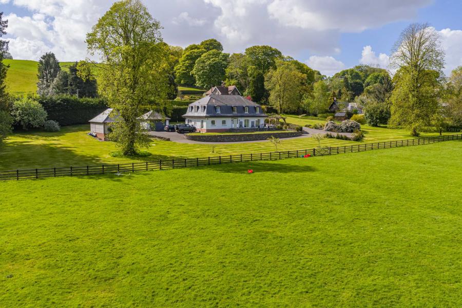 The Limes, Beattock Road, Moffat DG10