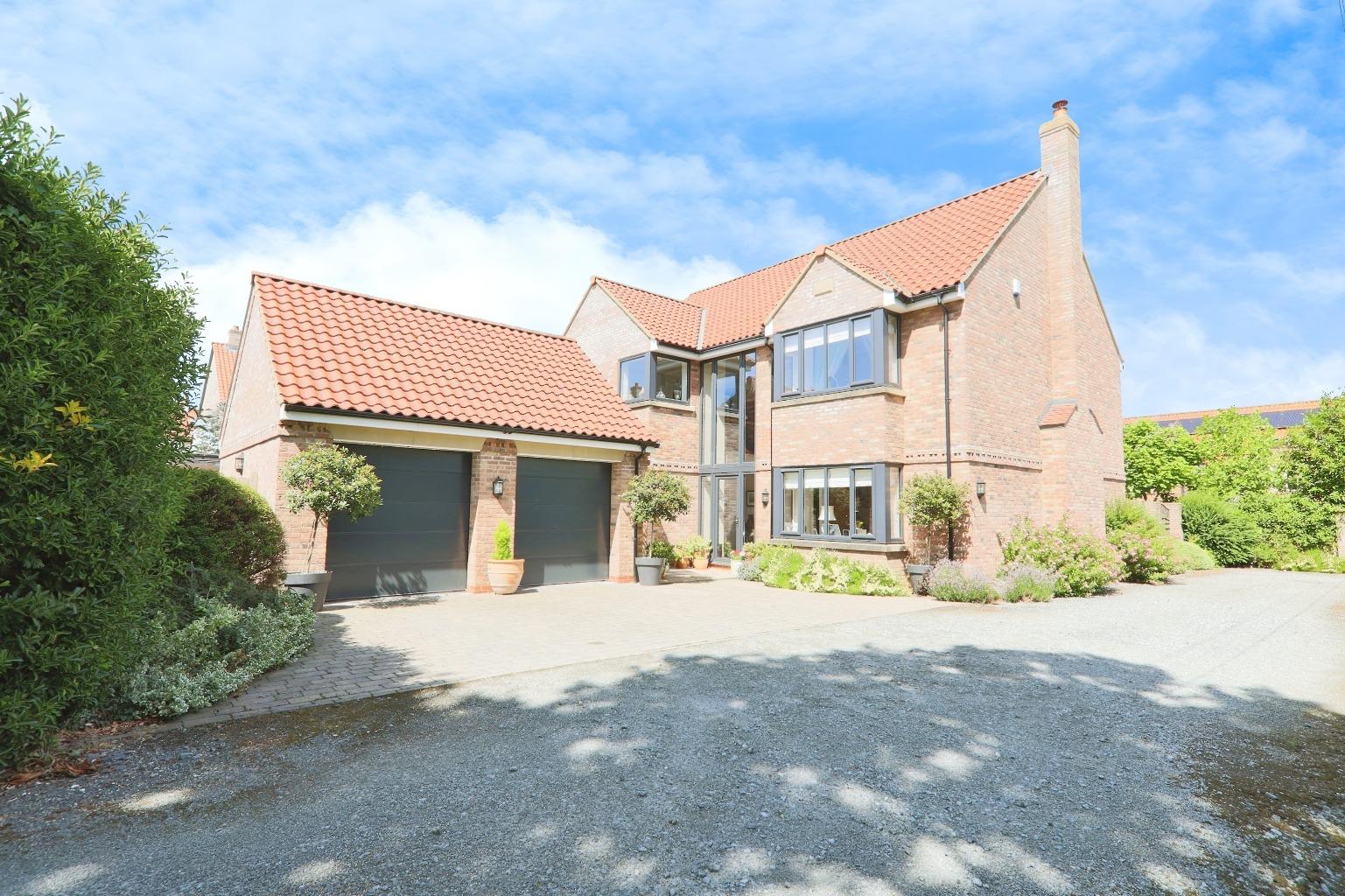 Detached House for sale with 4 bedrooms, Little Weighton Road ...