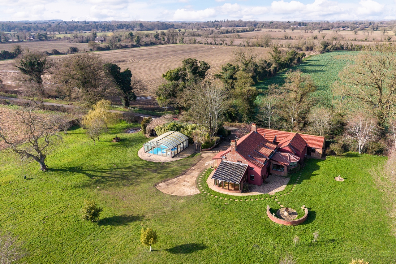 Detached House For Sale With 5 Bedrooms Merton Thetford Fine Country detached-house-for-sale-with-5-bedrooms-merton-thetford-fine-country