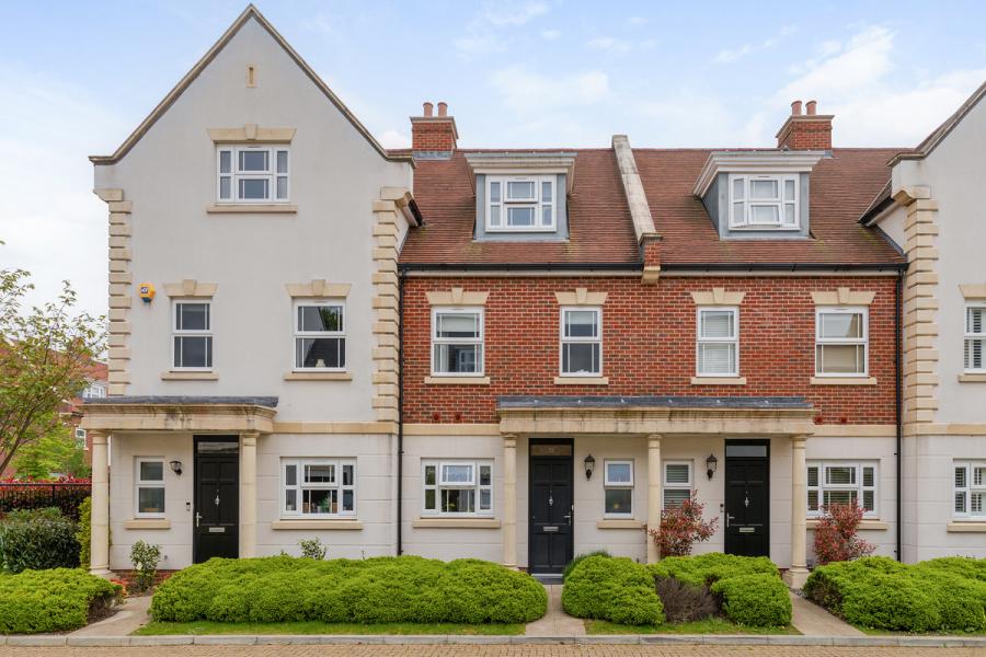 Roper Crescent