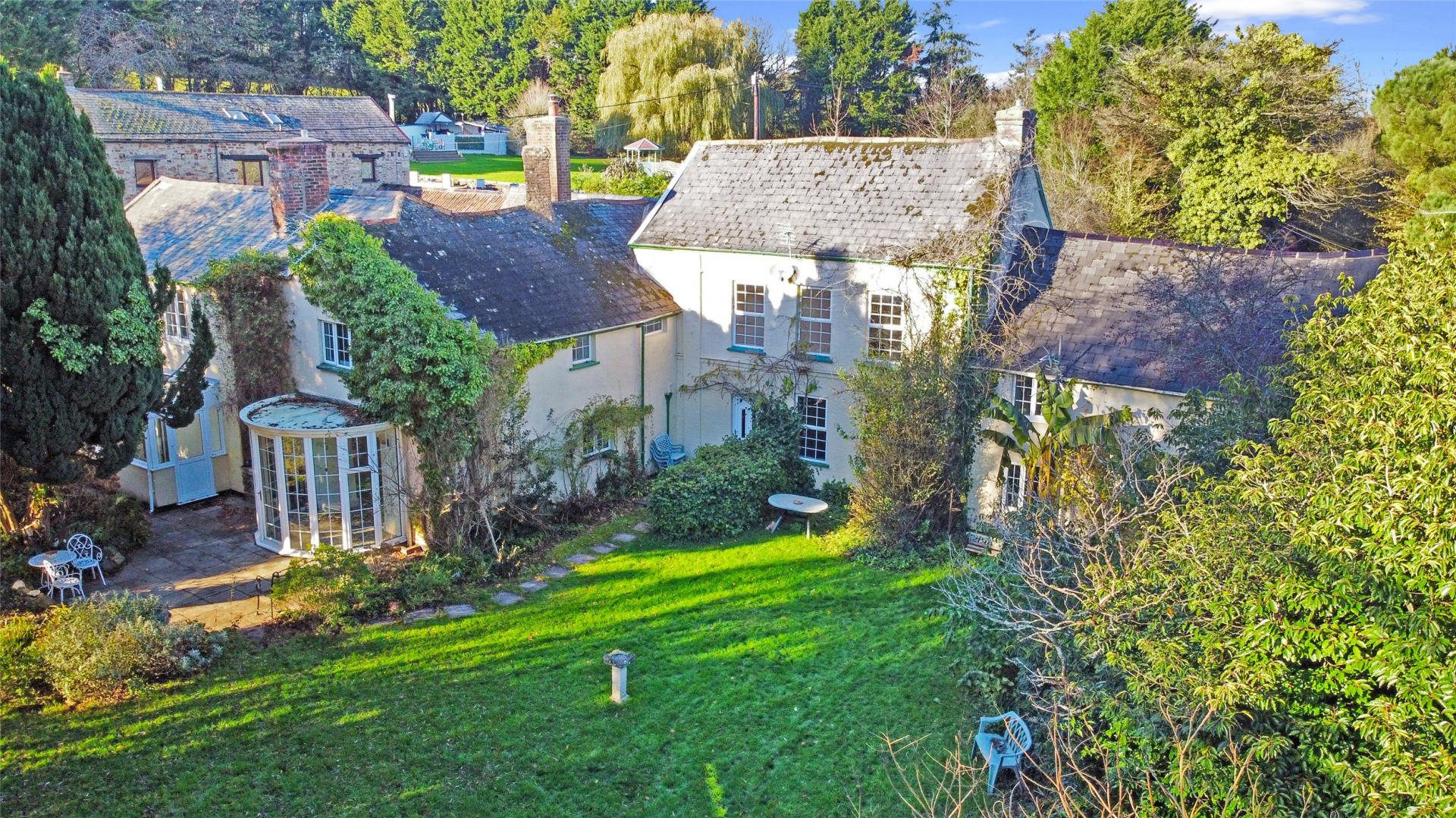 property-img