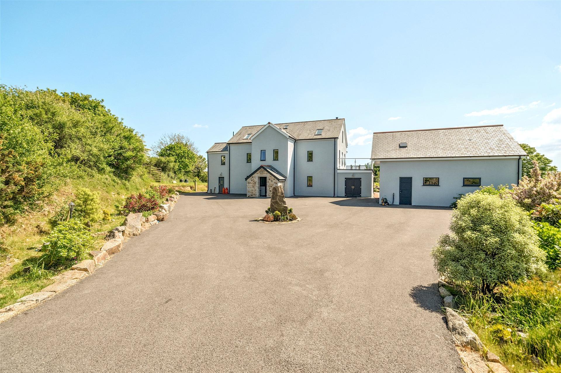 property-img