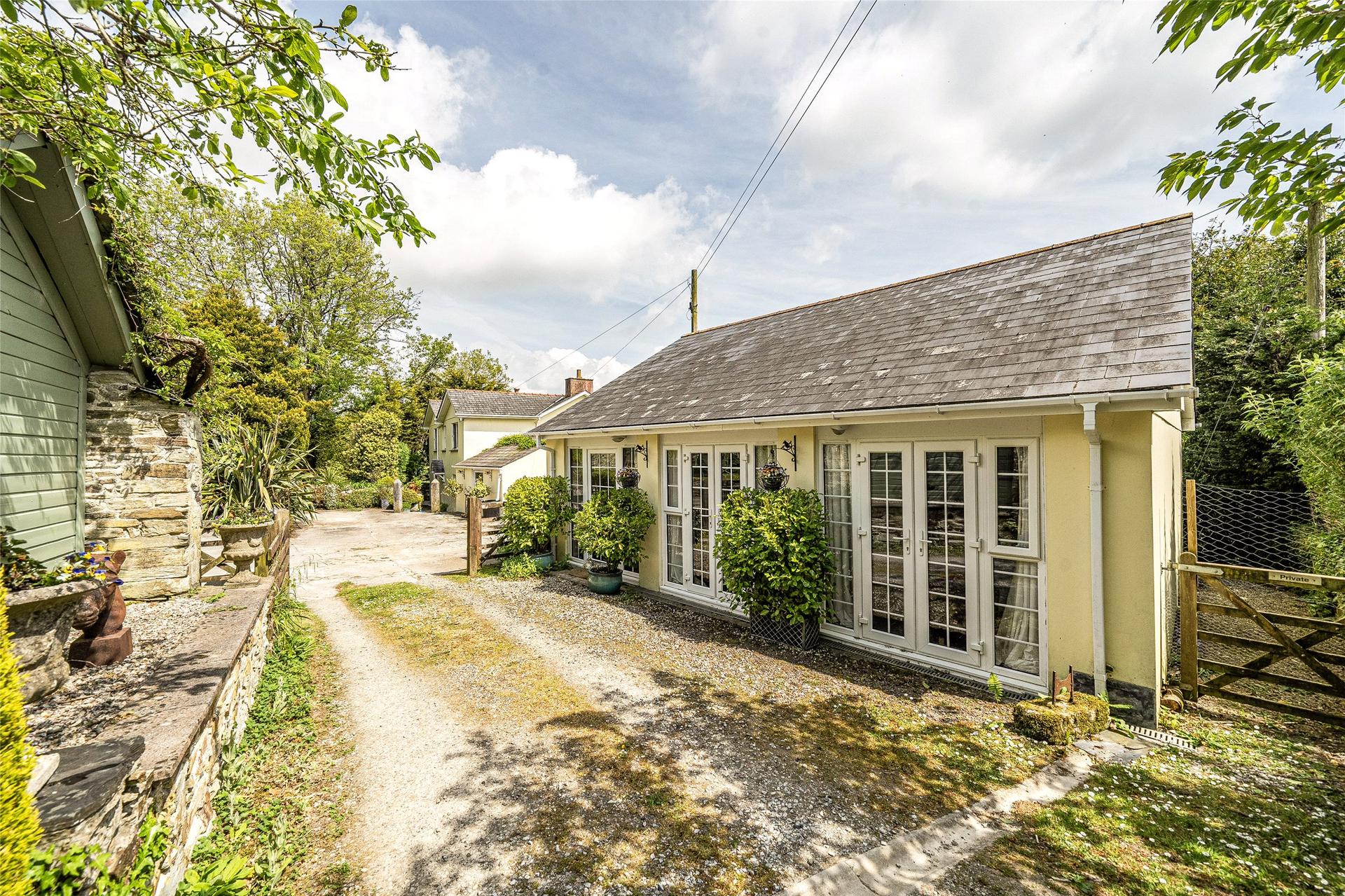 property-img