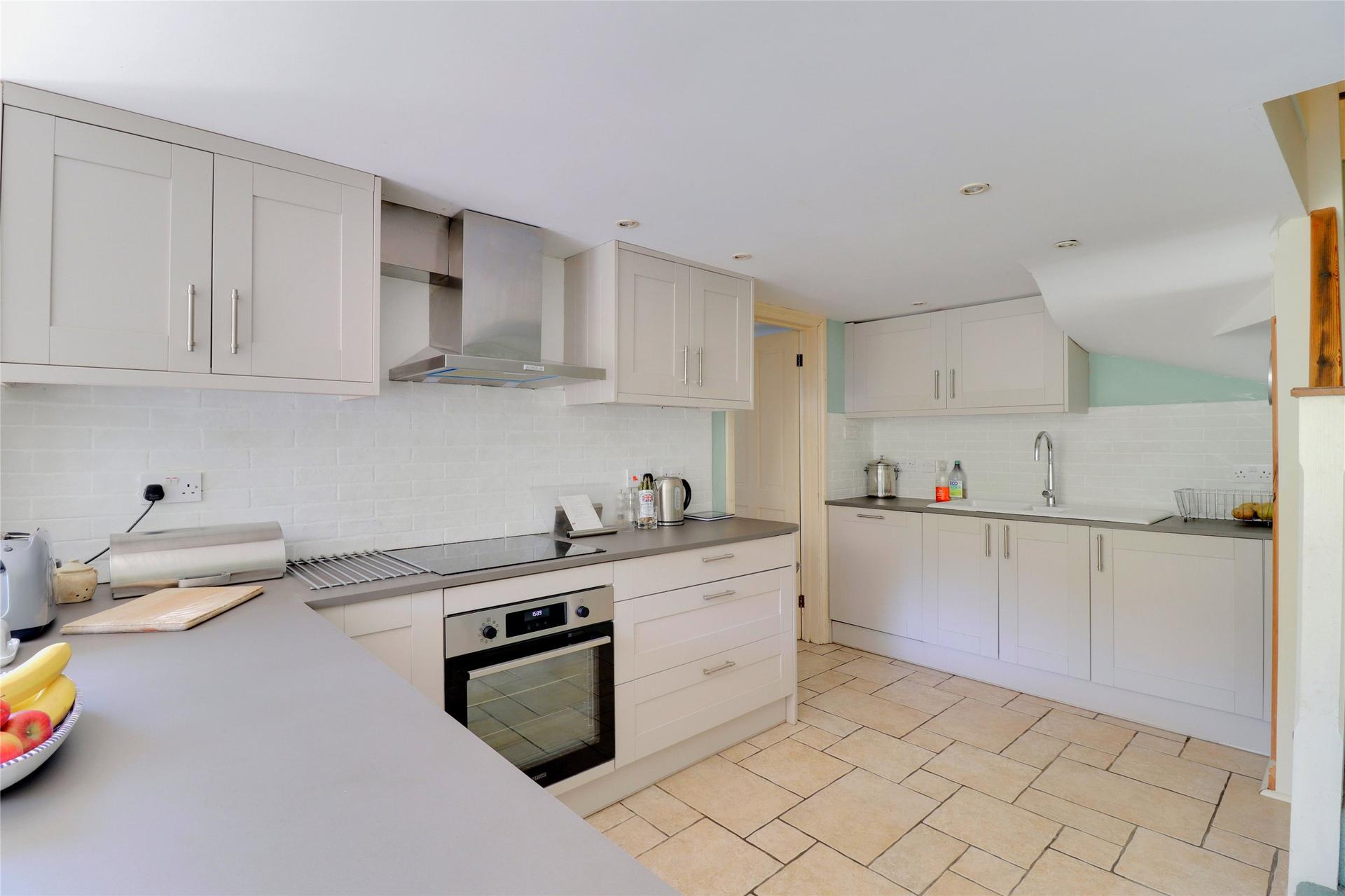 property-img