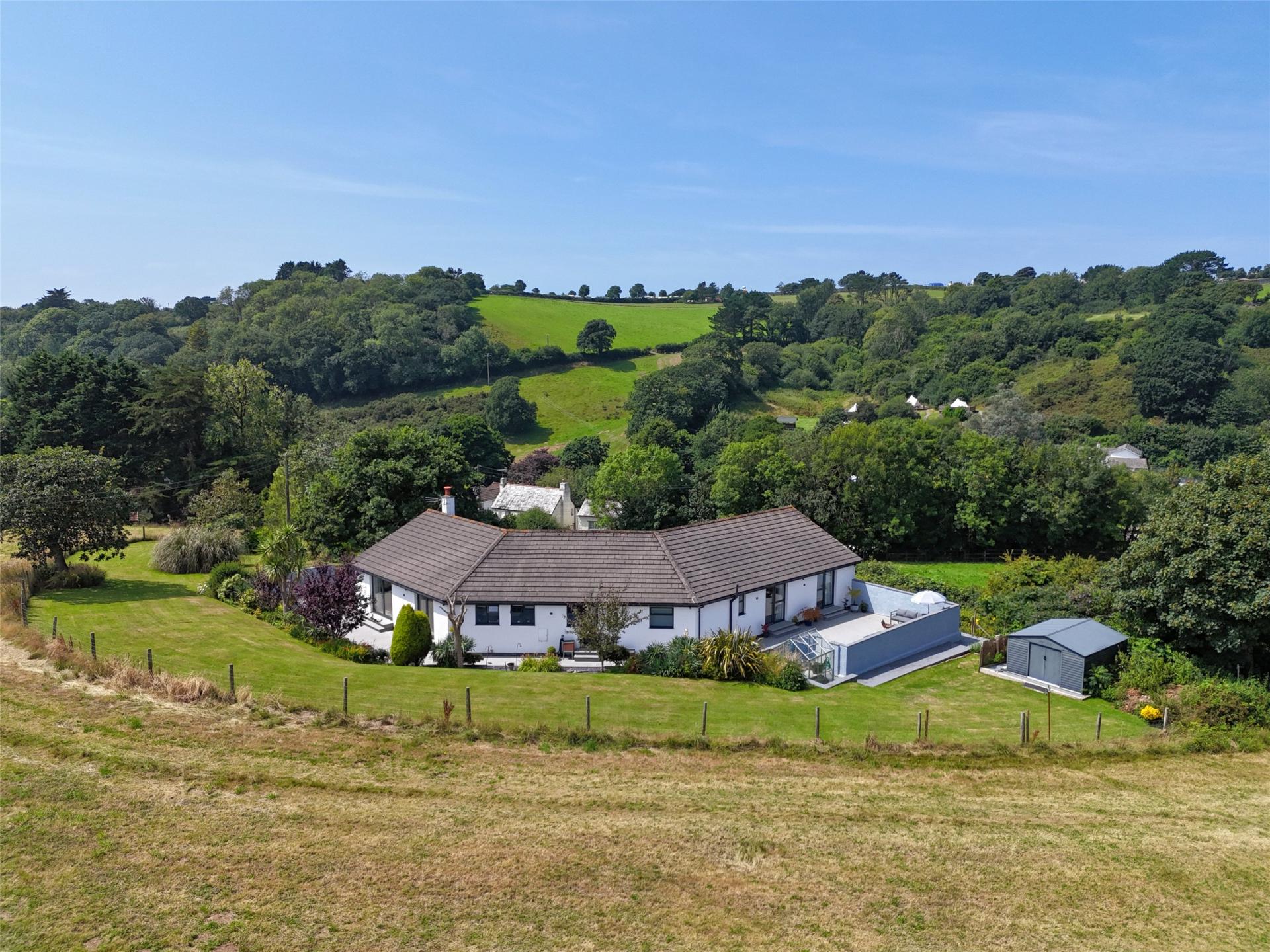 property-img