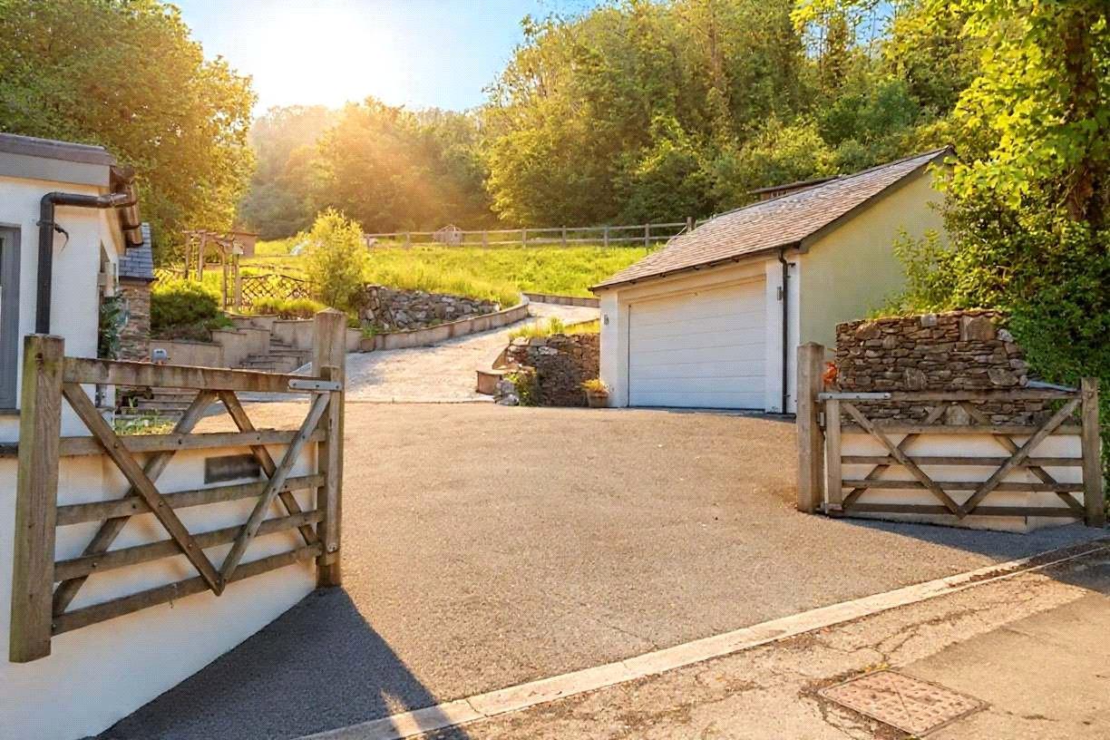 property-img