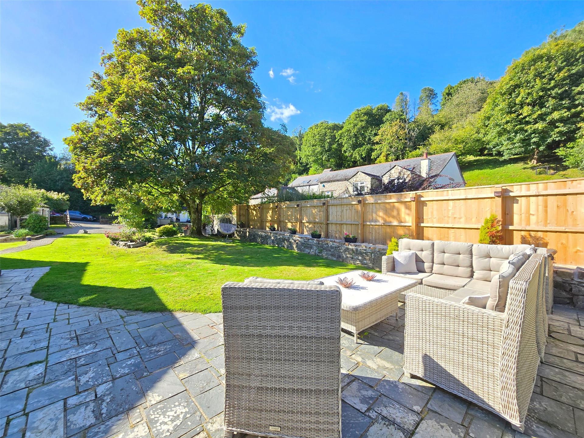 property-img