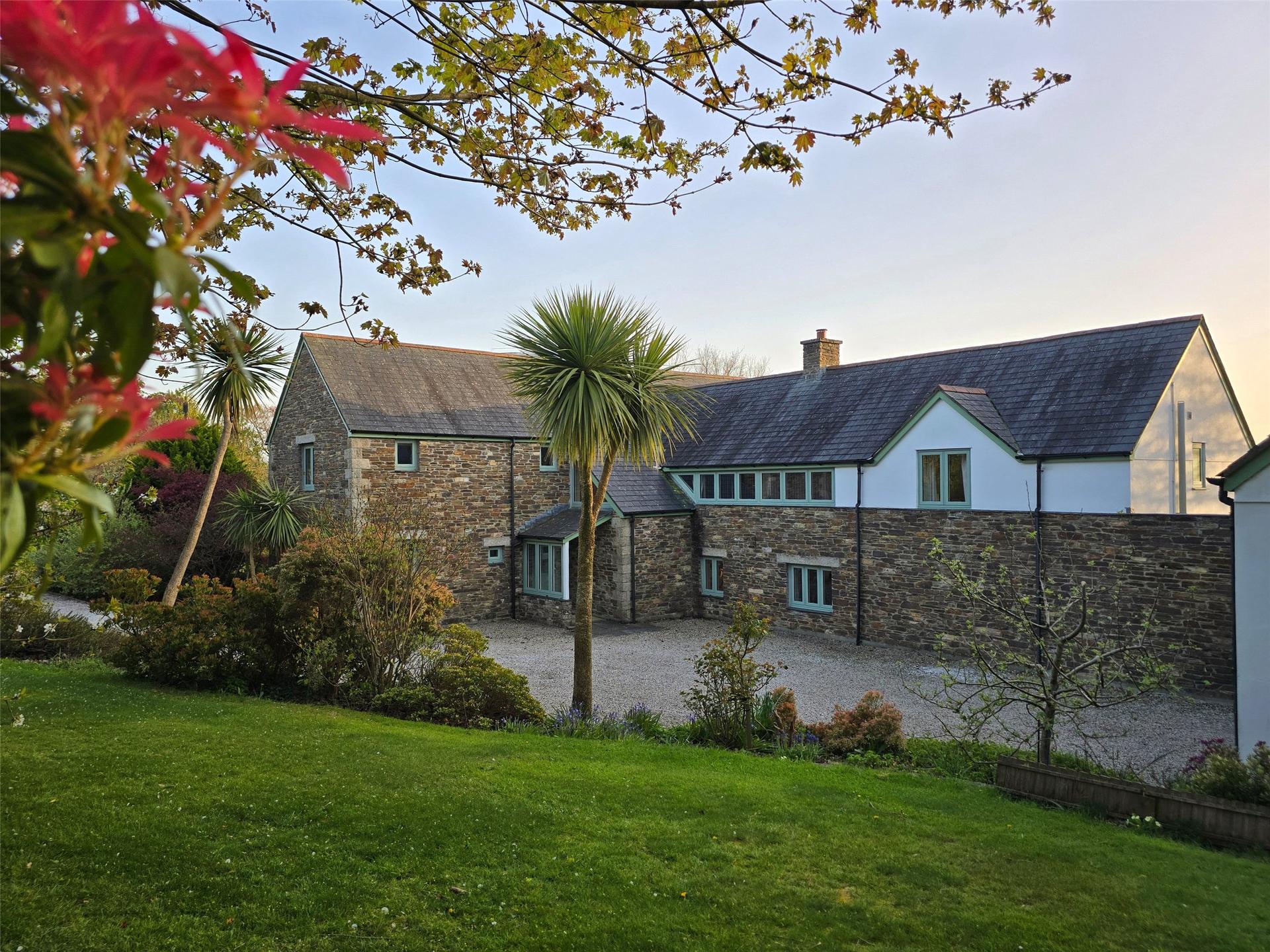 property-img