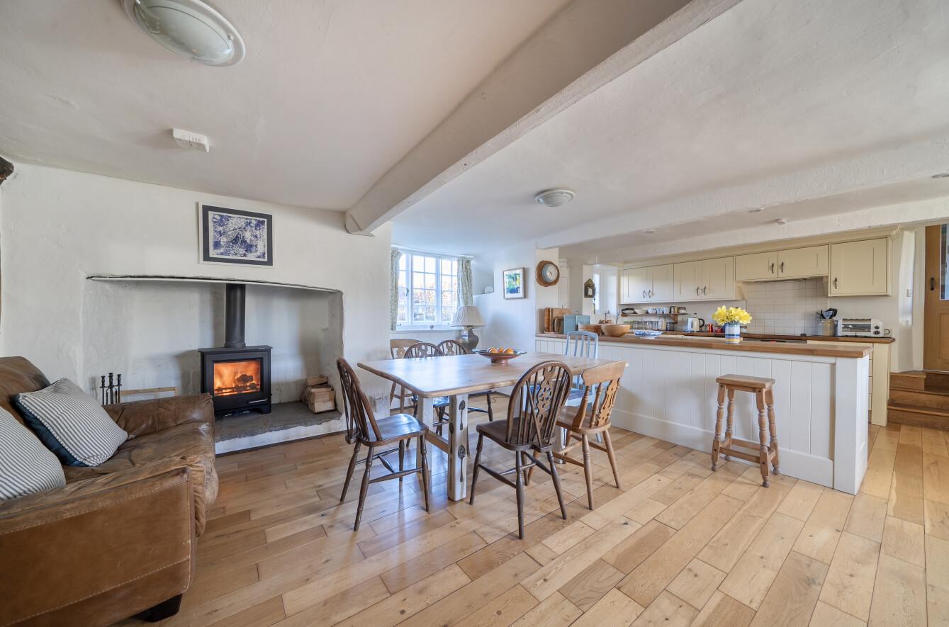 property-img