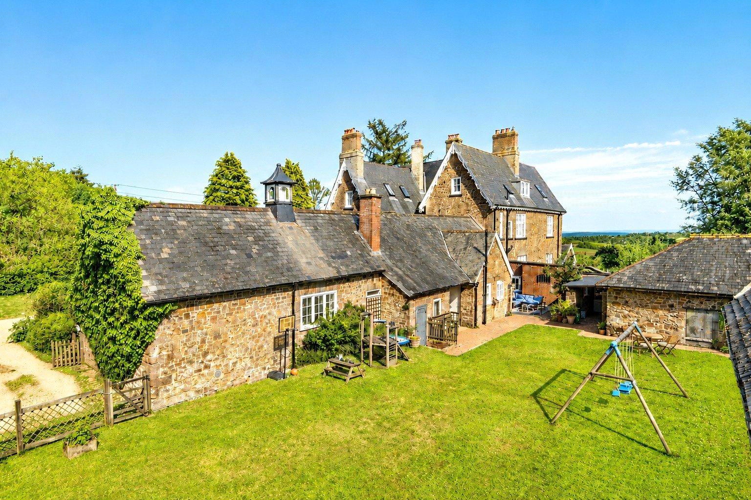 property-img