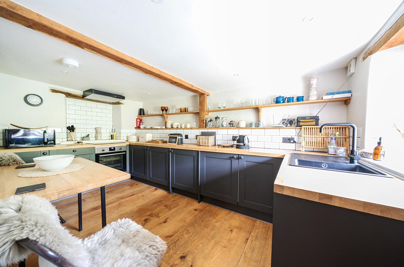 property-img