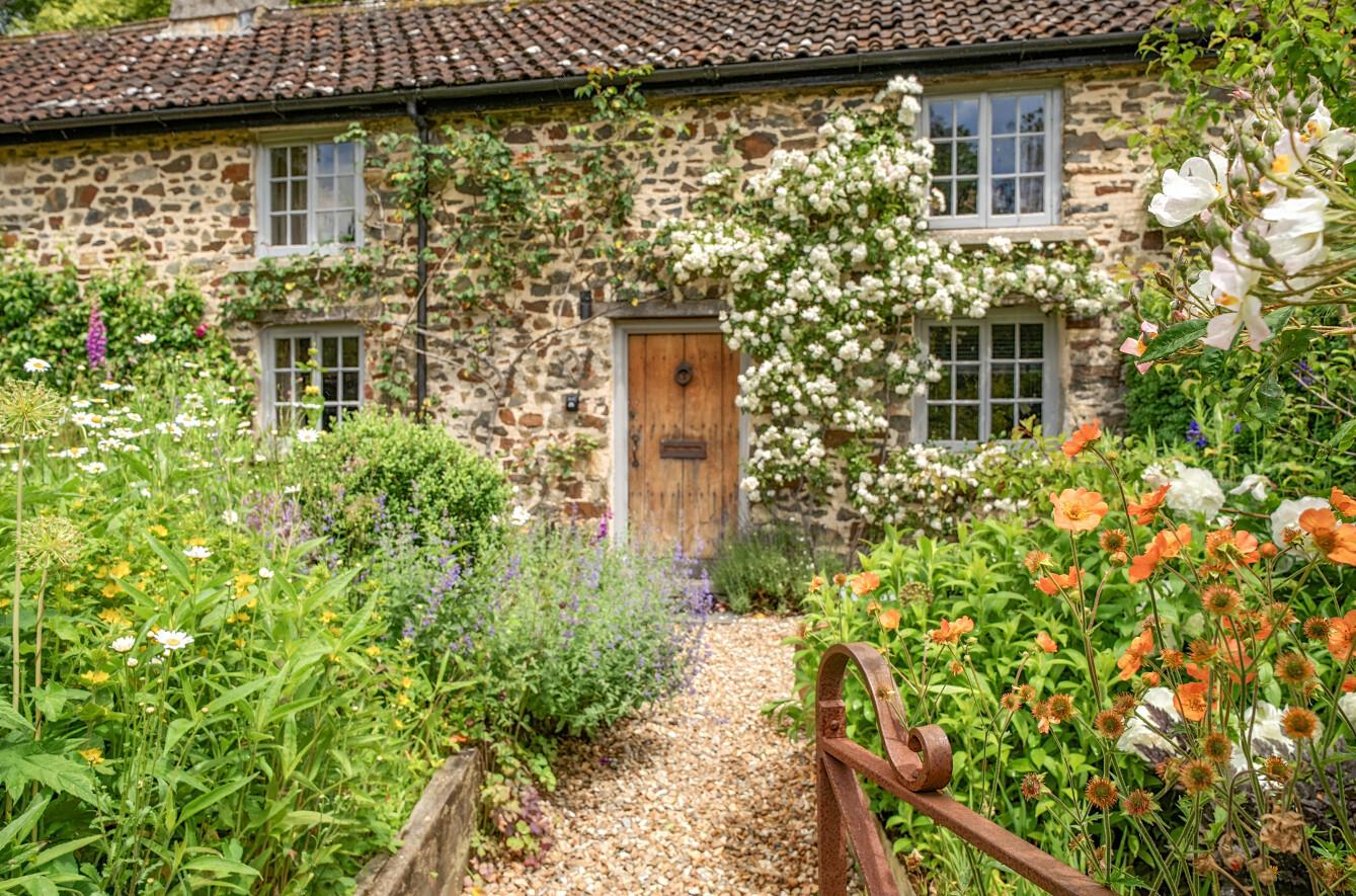 property-img