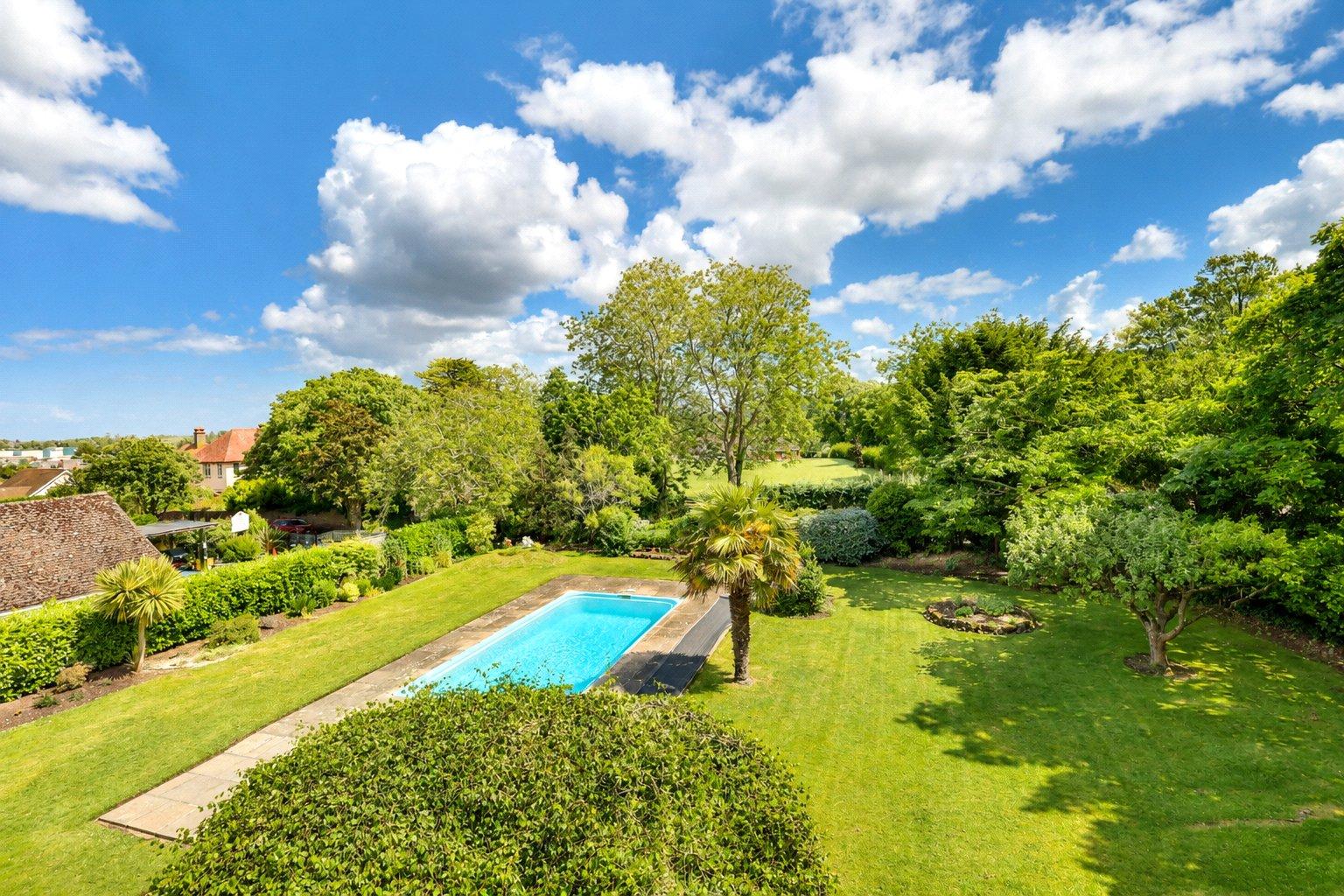 property-img