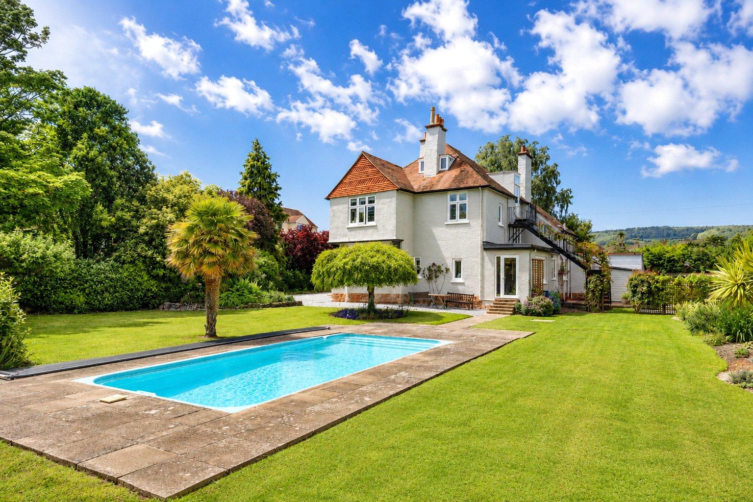 property-img