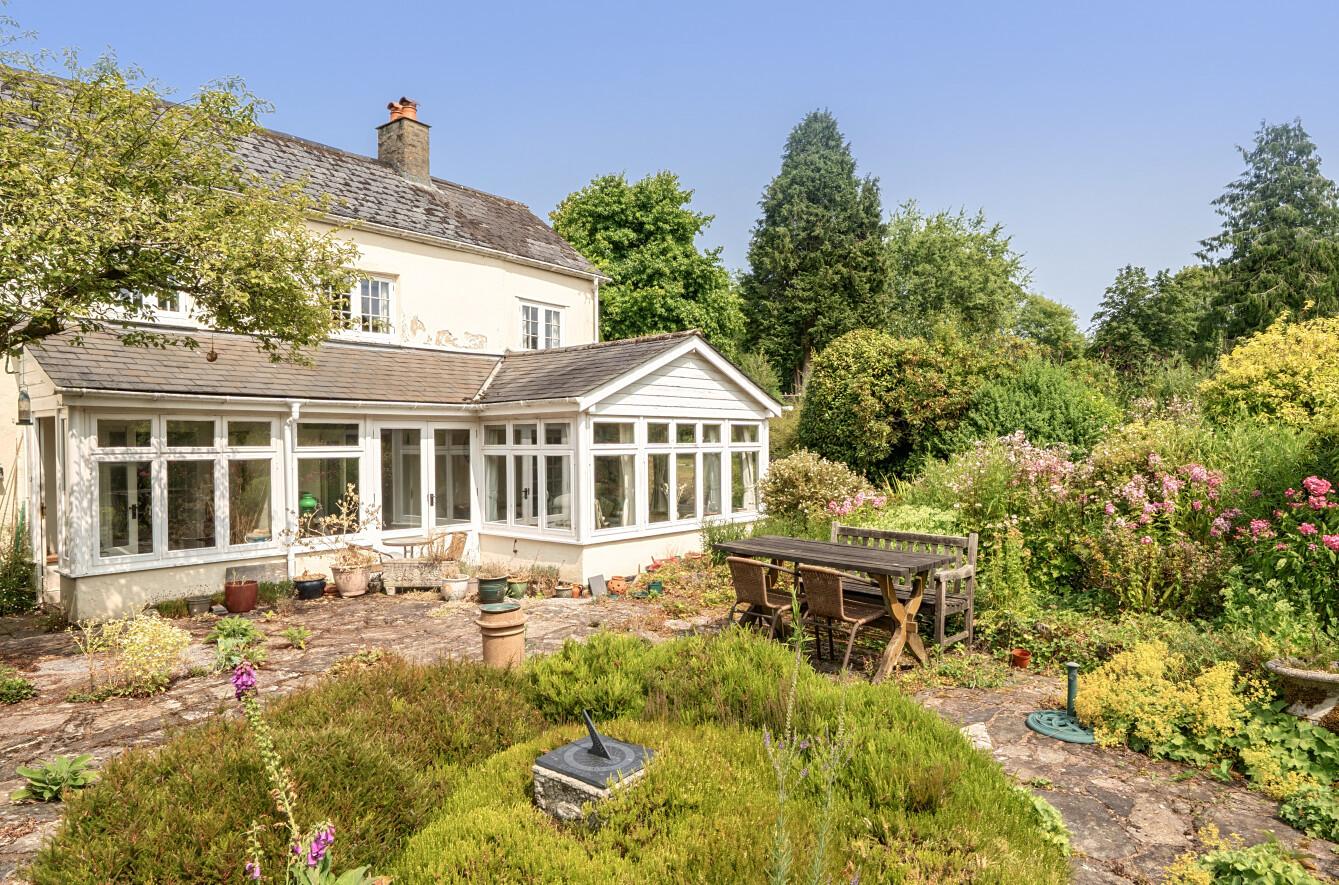 property-img