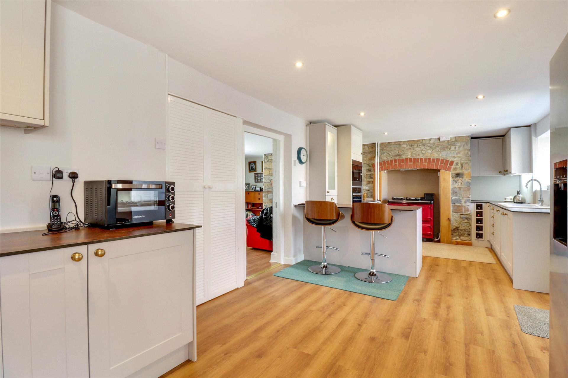 property-img