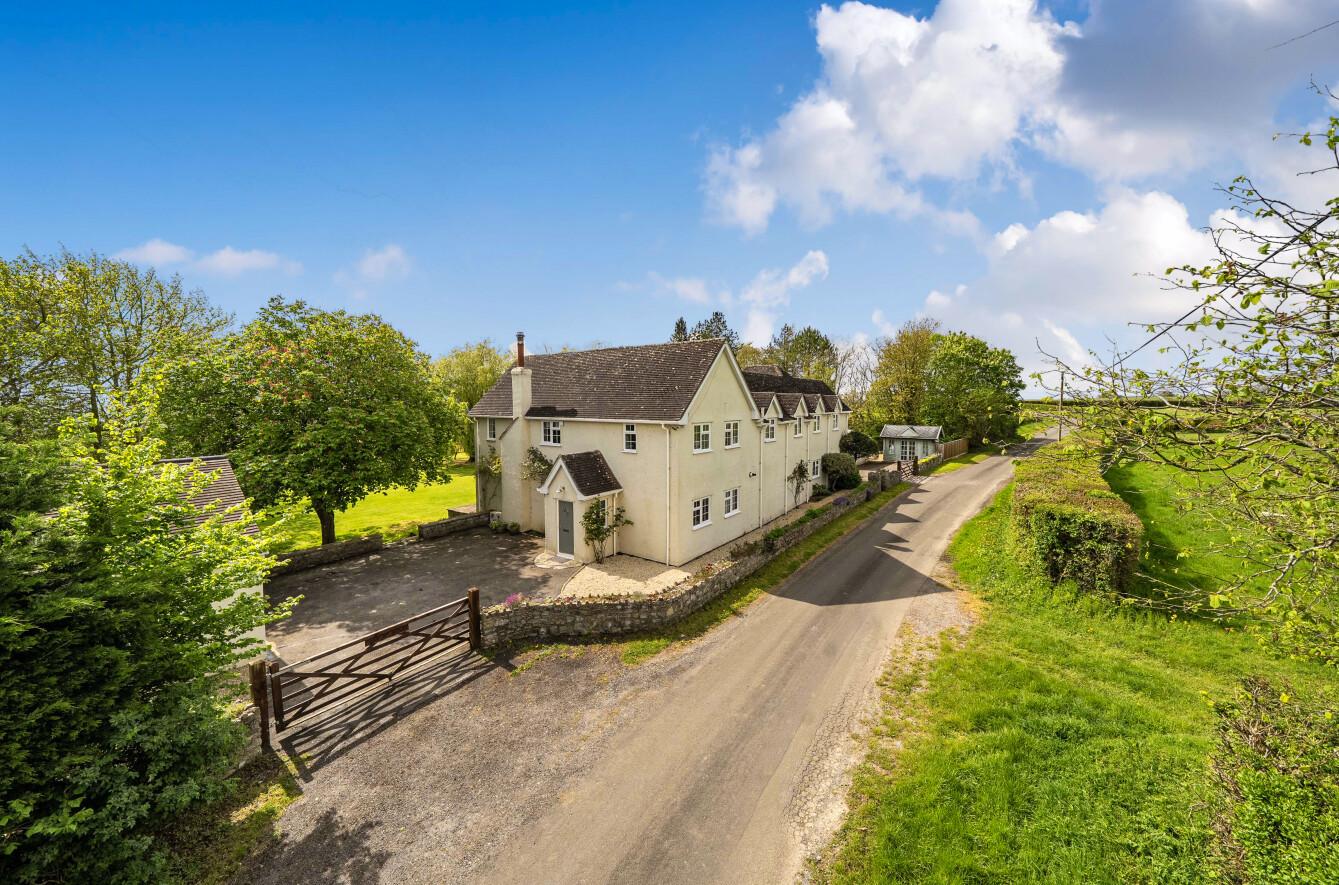 property-img