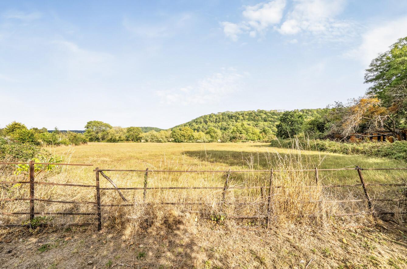 property-img