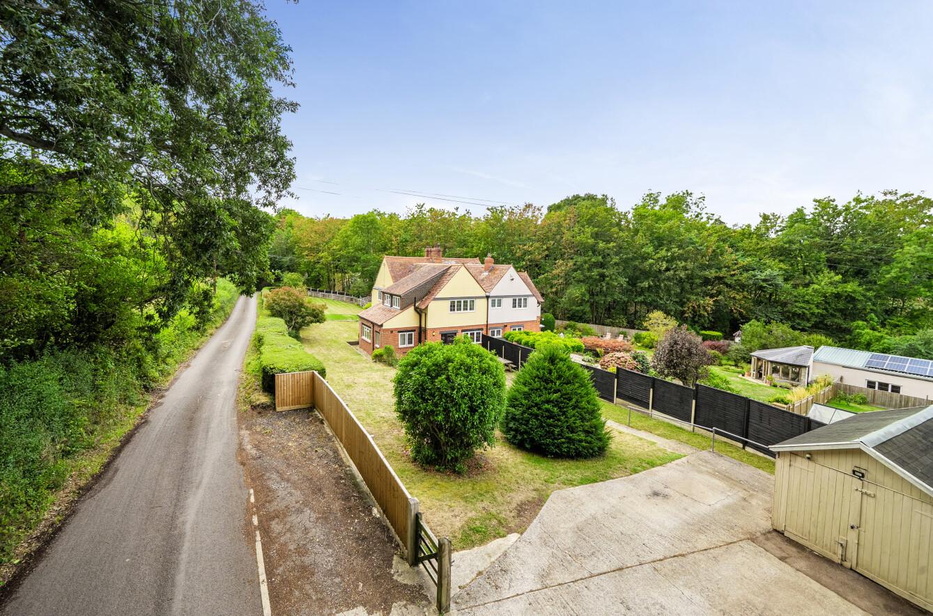property-img