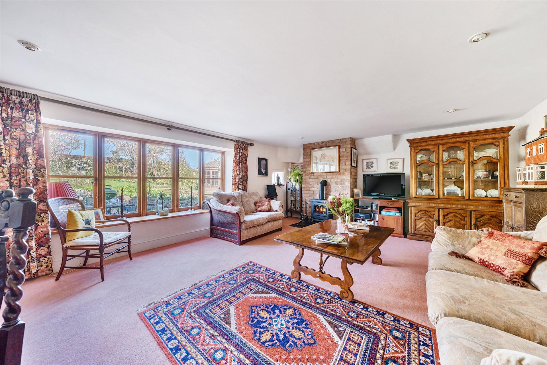 property-img