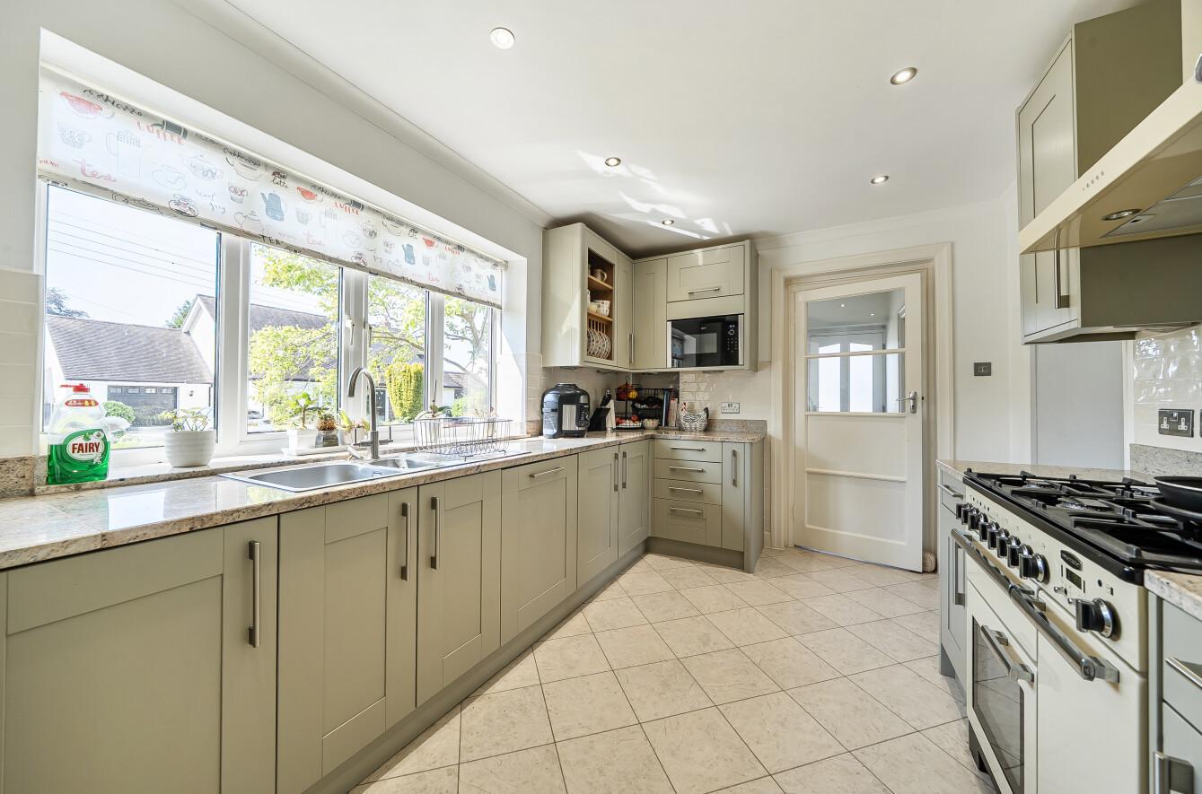 property-img